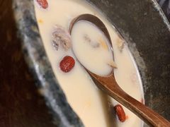 墨脱石锅鸡-敏珠拉姆藏餐·南京厨房(富春江东街店)