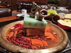 九州方圆锅-朝天门火锅(洪崖洞景观江景店)