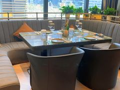 -普朗姆生蚝牛排馆 The Plump Oyster(成都摩方购物中心店)