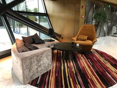 -上海滴水湖皇冠假日酒店