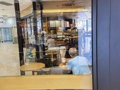 门面-星巴克臻选(华堂·新辰汇店)