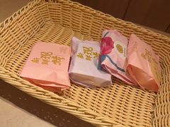 -嘉华鲜花饼(四方街旗舰店)