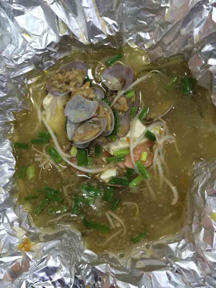 祥记包烧花甲米线-"这家店是我种草的店!每次上班不晓得吃什么.