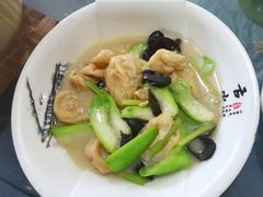 -洞背山庄(洞背院区式管理小区店)