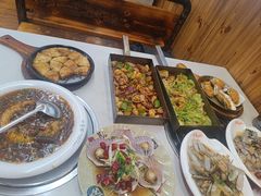 -老东镇啤酒屋海鲜加工·蒸汽海鲜·海鲜烧烤(台东店)