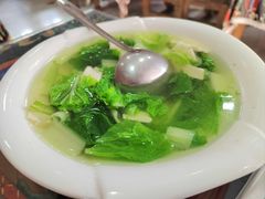 -泸沽肴(泸沽湖大洛水村农村信用社旁店)