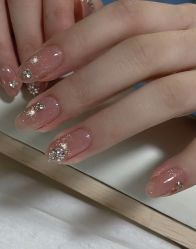 -赢韵美甲美睫瑞士净斑中心