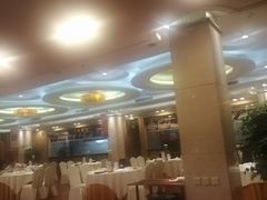 -顺峰海鲜酒楼(省府店)