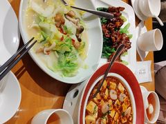 -乐忻皇朝(上海中心大厦店)