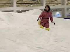 -乔波室内滑雪场