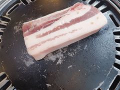 -唯成•韩国炭火烤肉 유성고기