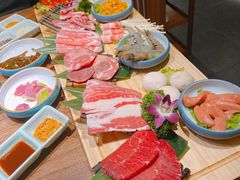 -明洞阿姨·韩式酱蟹烤肉·创意料理(三元桥店)