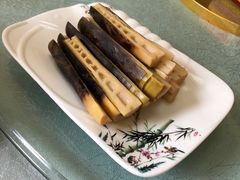 -三湘四水湖南特色餐厅(颐景公寓店)