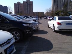-天津市人民医院-停车场