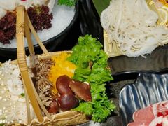 -湊湊火锅·茶憩(和平大悦城店)