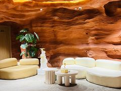 -幸栖洞穴设计酒店(成都春熙路店)