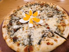 松露鸡蛋披萨-EN SPACE恩空间