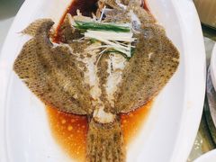 -万龙洲海鲜(大兴绿地缤纷城店)