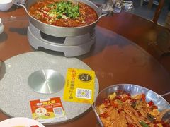 -万重锦·人文川菜馆(骡马市店)