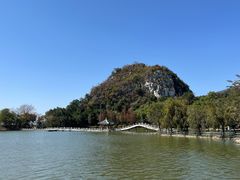 -星湖旅游景区七星岩