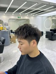 -赤道 Hair Salon