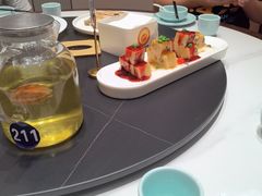 -梅利汴京烤鸭•开封豫菜地标店(东大街店)