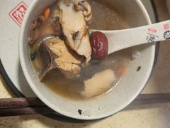 -东巴谷野生菌火锅餐厅