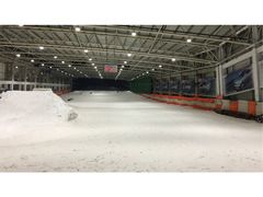 -乔波室内滑雪场