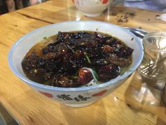 -越洋肖氏老米线(杨家坪店)