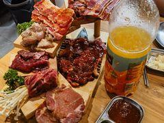 -汉城烤肉·黑金冠(华山路店)
