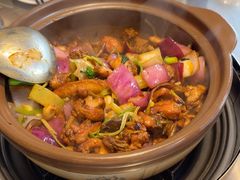 -胡须佬鸡煲四季火锅店(石厦西村直营店)