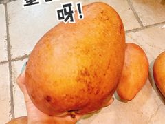 -三亚新鸿港水果一级批发市场