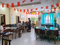 -壹阁胡羊焖饼(特色小吃街店)