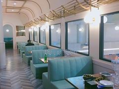 卡座-1981牛排西餐厅(海信店)