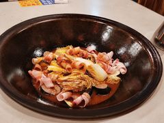-小火炕铁锅炖鱼