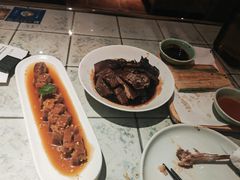 弄堂里的卤鸭儿-弄堂里· 江南名肴(西湖龙井路店)