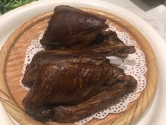 黄泥烧鸽子-燕郊烧鸽子(酷车小镇店)