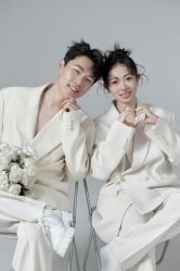 -至臻微拉婚纱摄影