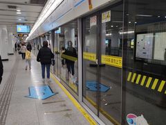 -陆家浜路(地铁站)