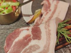 -轻烧烤肉(光谷步行街店)