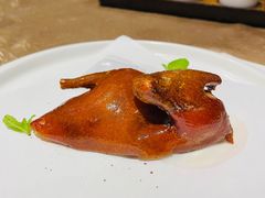 招牌陈皮脆皮乳鸽-北京泰富酒店-柏景轩中餐厅