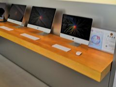 -Apple零售店(华贸购物中心店)
