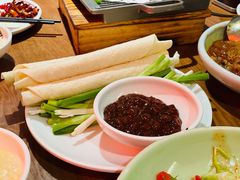 单饼葱蘸酱-吕氏疙瘩汤·新鲁菜(济南万象城店)