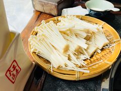 -大匠工房古船木艺术餐厅·猪肚鸡专门店(长白仙岛店)