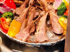 -亚洲国际大酒店·云顶阁旋转自助餐厅