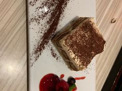 -必胜客(东大桥店)