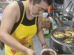 -元女麻辣烫