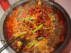 -鸣记脆皮烤鱼·海鲜烤鱼(三八广场店)