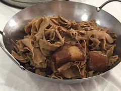 笋干烧肉-日上山庄中餐厅