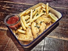 美式风味炸鸡翅配薯条-MIKAKU(万达广场上海宝山店)